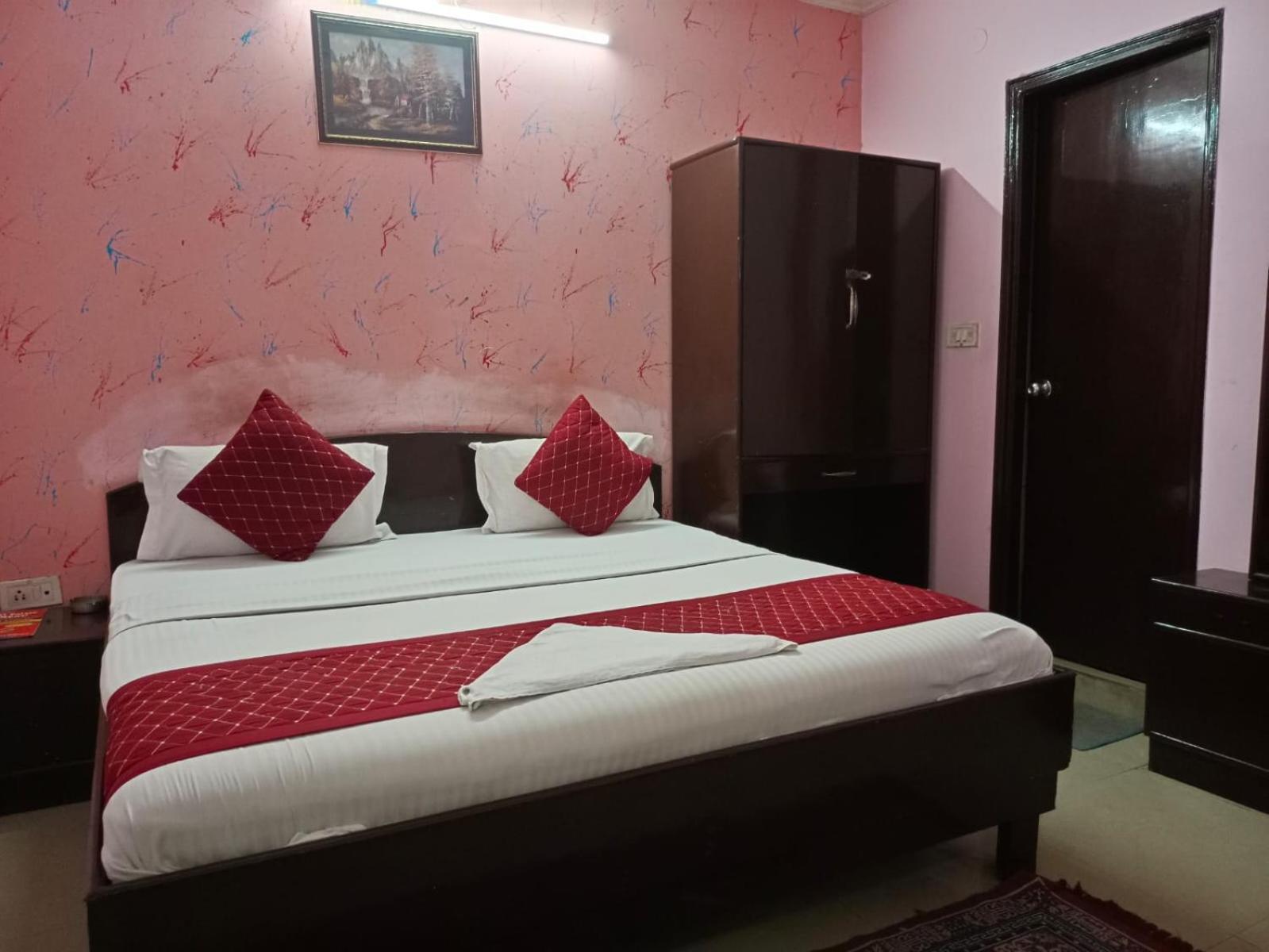 Airport Hotel Pariksheet Inn Nueva Delhi Exterior foto