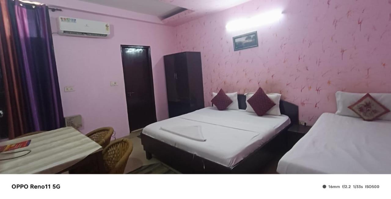 Airport Hotel Pariksheet Inn Nueva Delhi Exterior foto